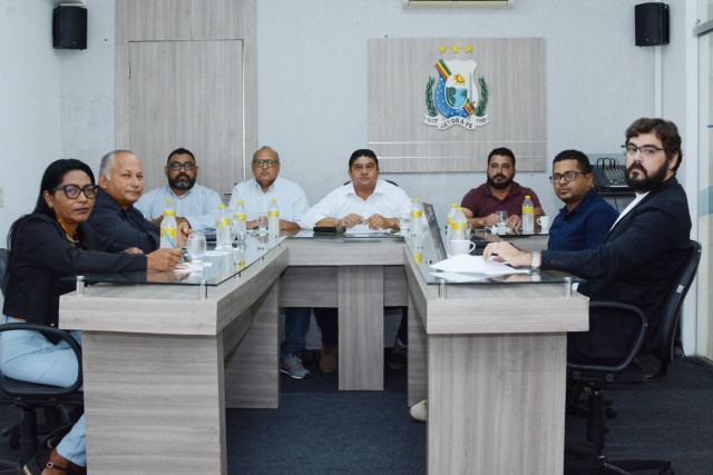 Câmara Municipal de Jatobá realiza 9ª Sessão Ordinária e aprova projeto sobre reestruturação do pátio da feira e espaços públicos